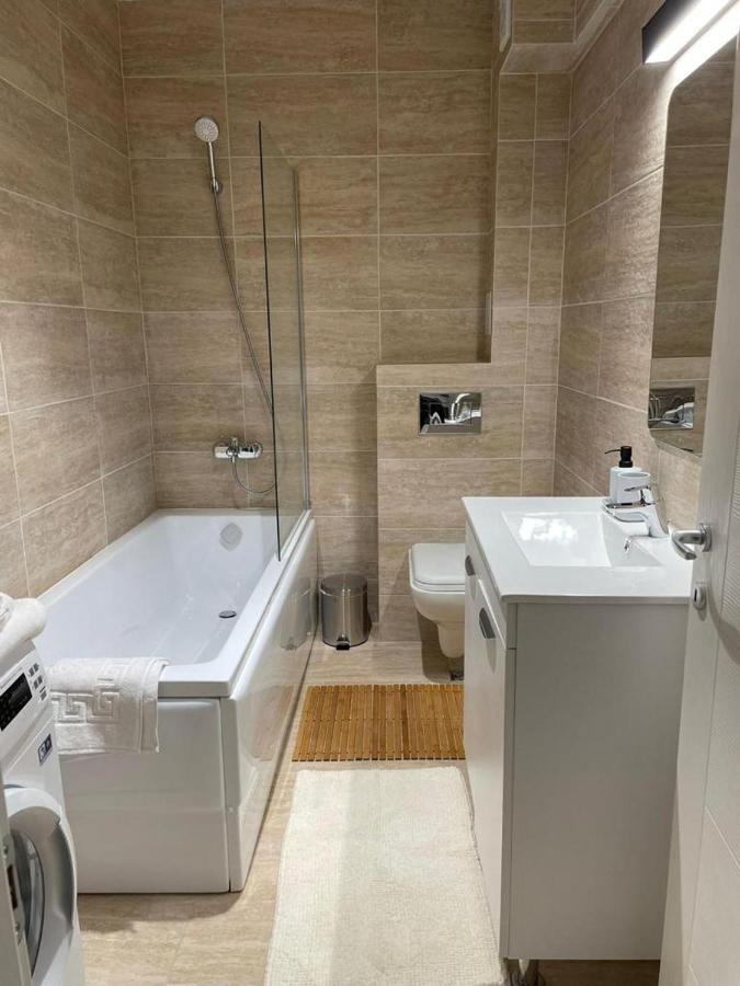 Shi Zi Junior Suite Iasi Exterior foto